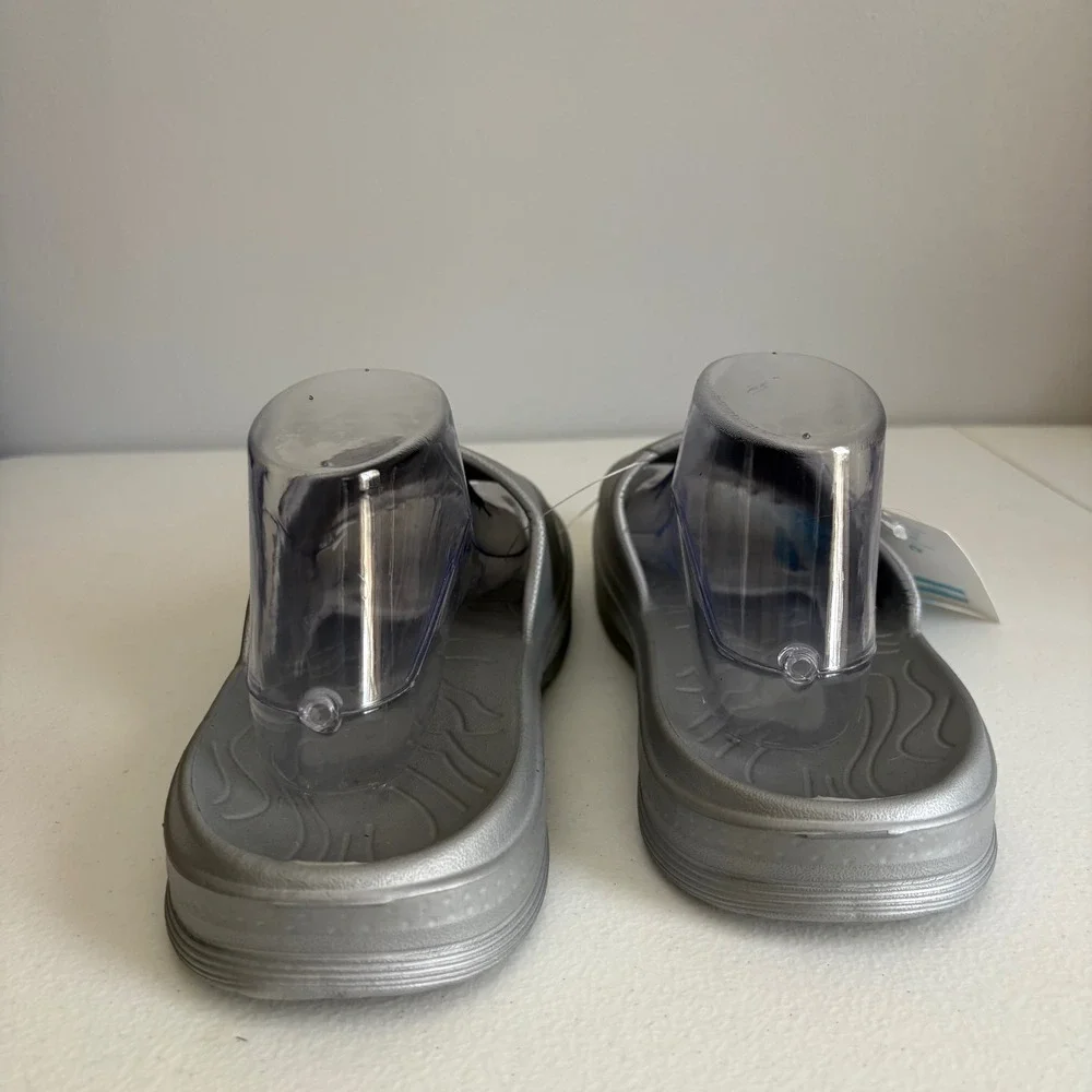 Northyard slide sandals